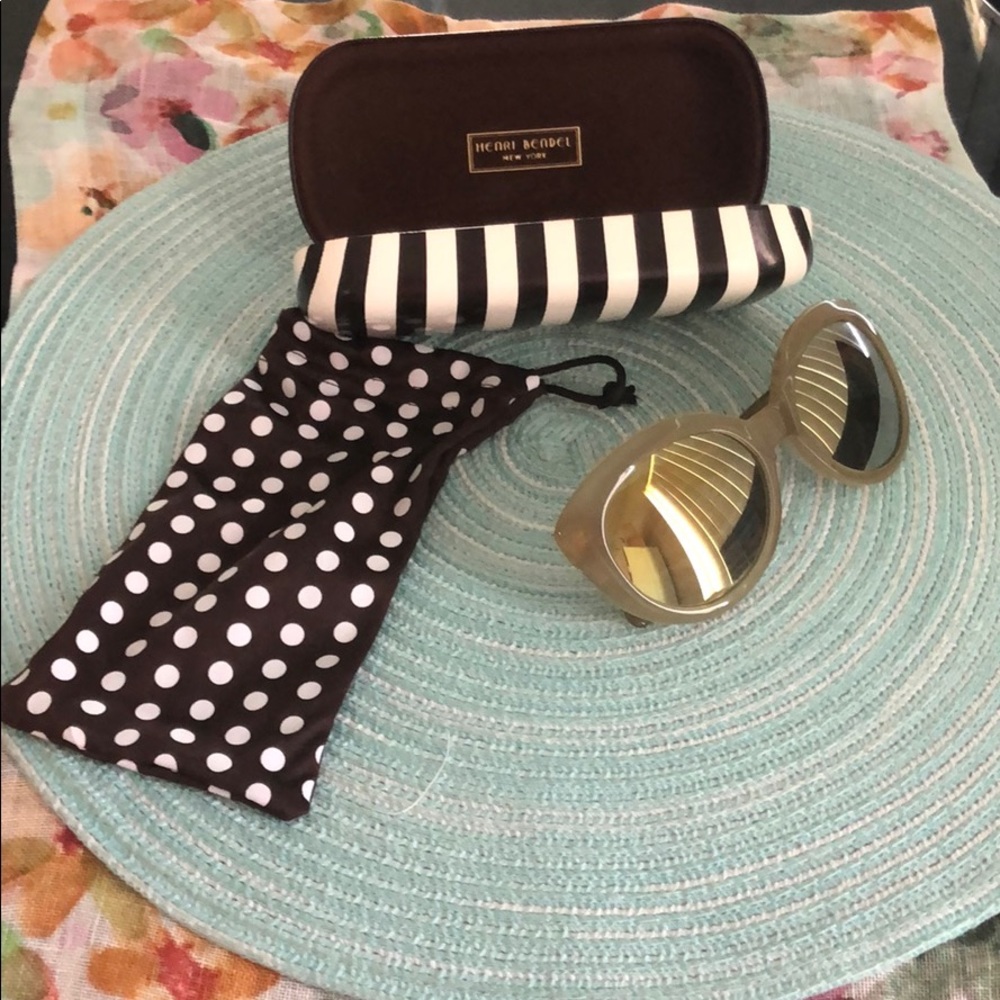 NWOT Henri Bendel Sunglasses